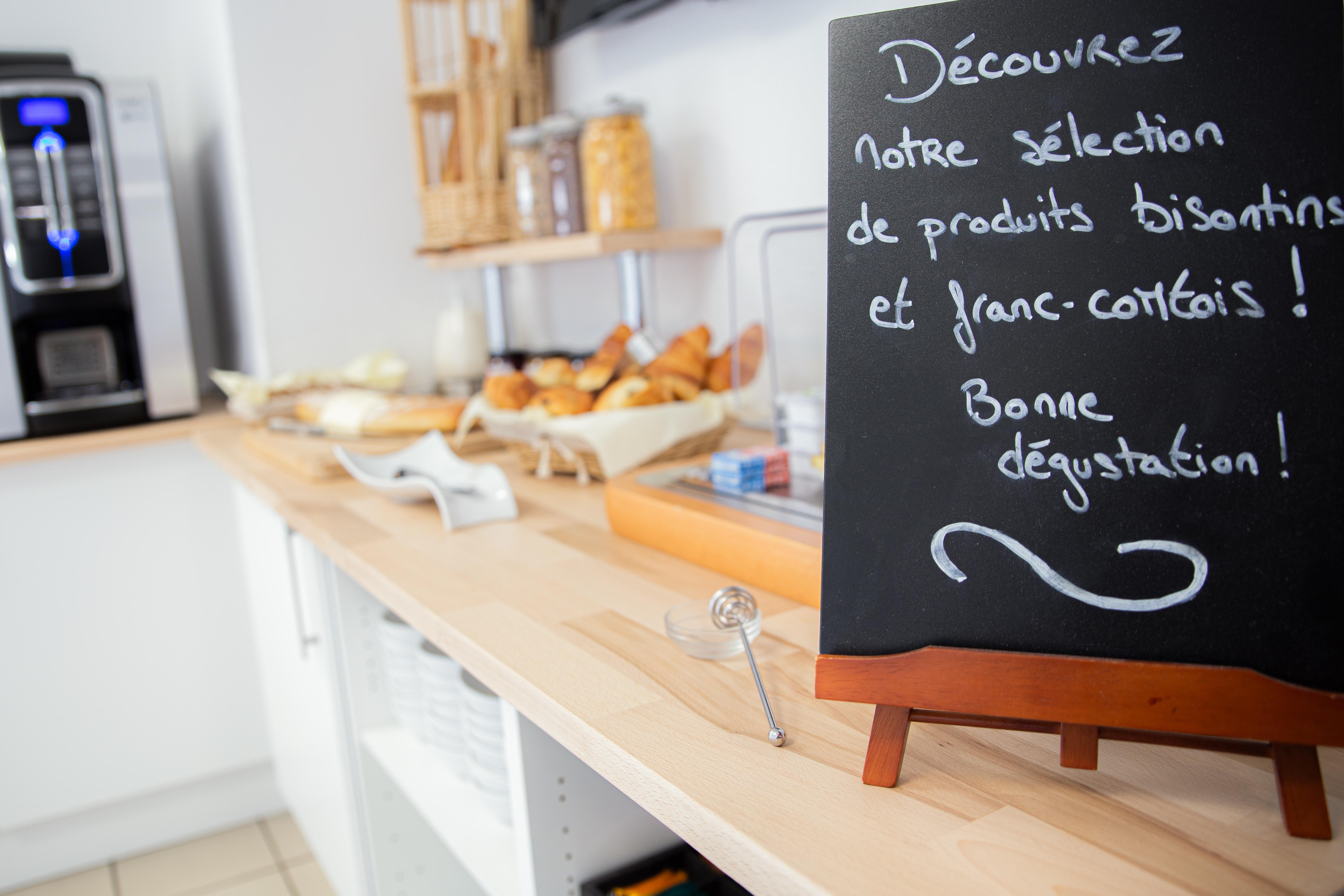 Comfort Aparthotel Besancon Hauts Du Chazal ภายนอก รูปภาพ
