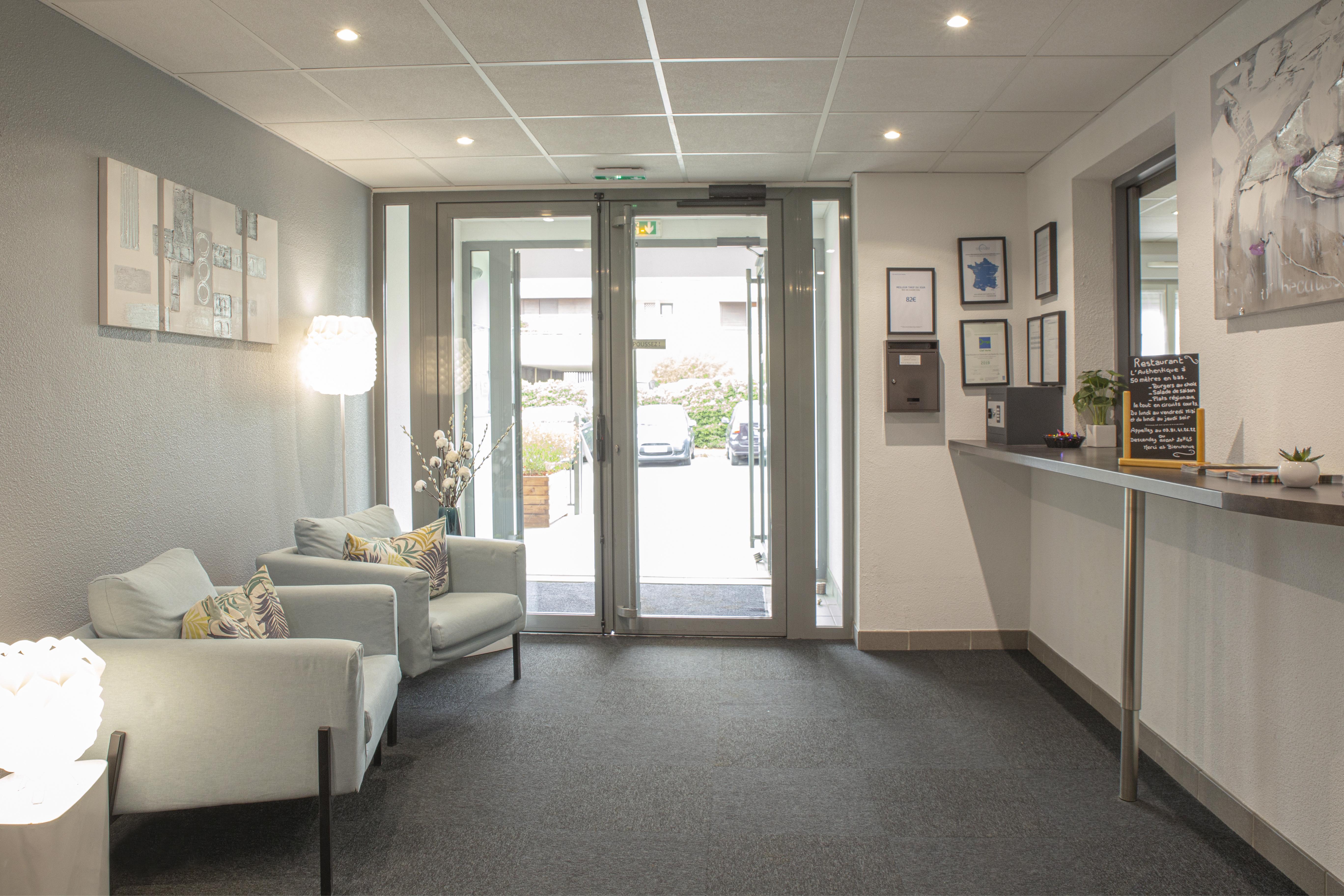 Comfort Aparthotel Besancon Hauts Du Chazal ภายนอก รูปภาพ