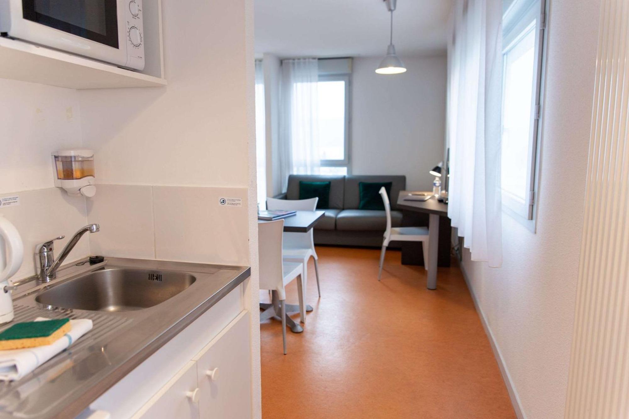 Comfort Aparthotel Besancon Hauts Du Chazal ภายนอก รูปภาพ