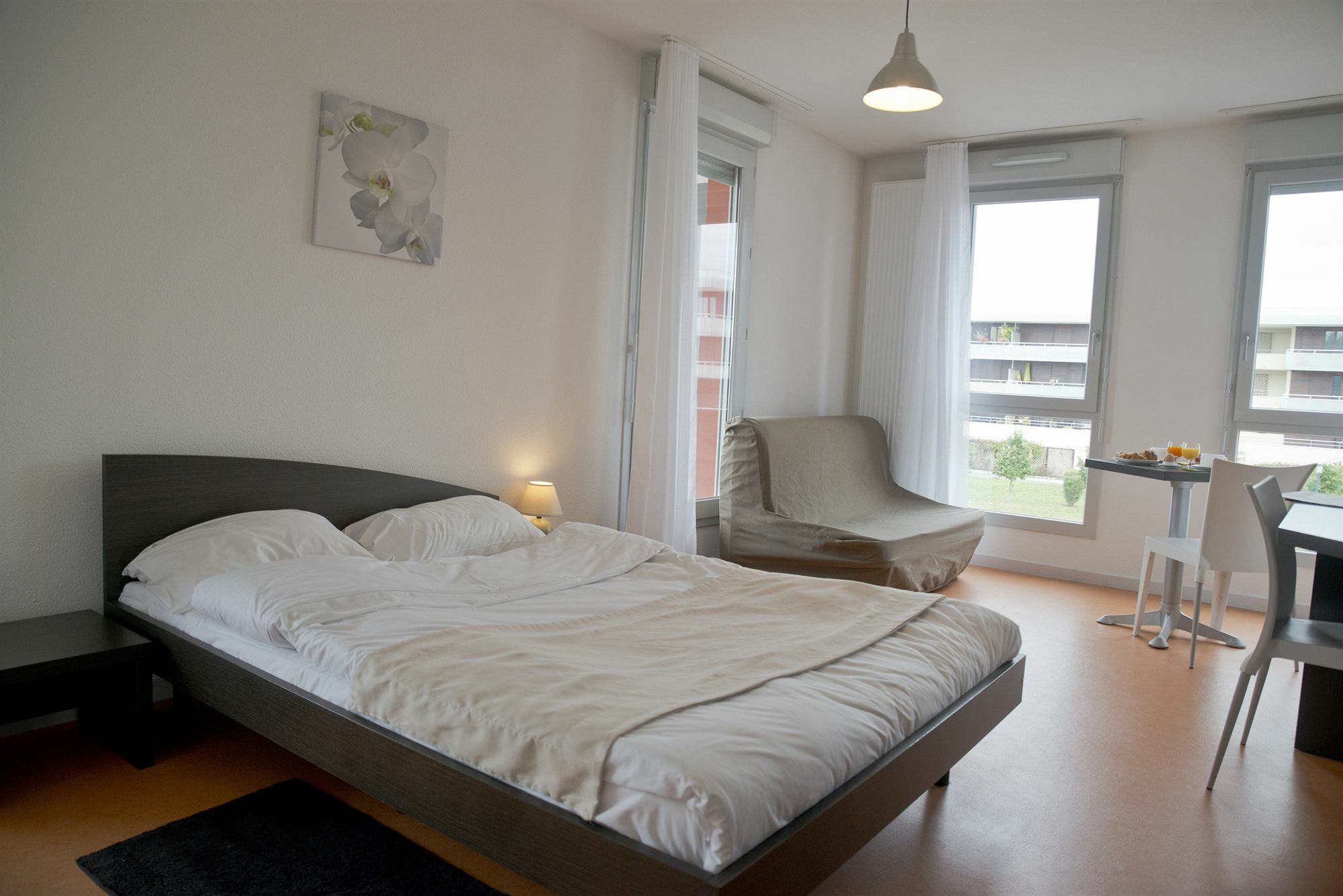 Comfort Aparthotel Besancon Hauts Du Chazal ภายนอก รูปภาพ